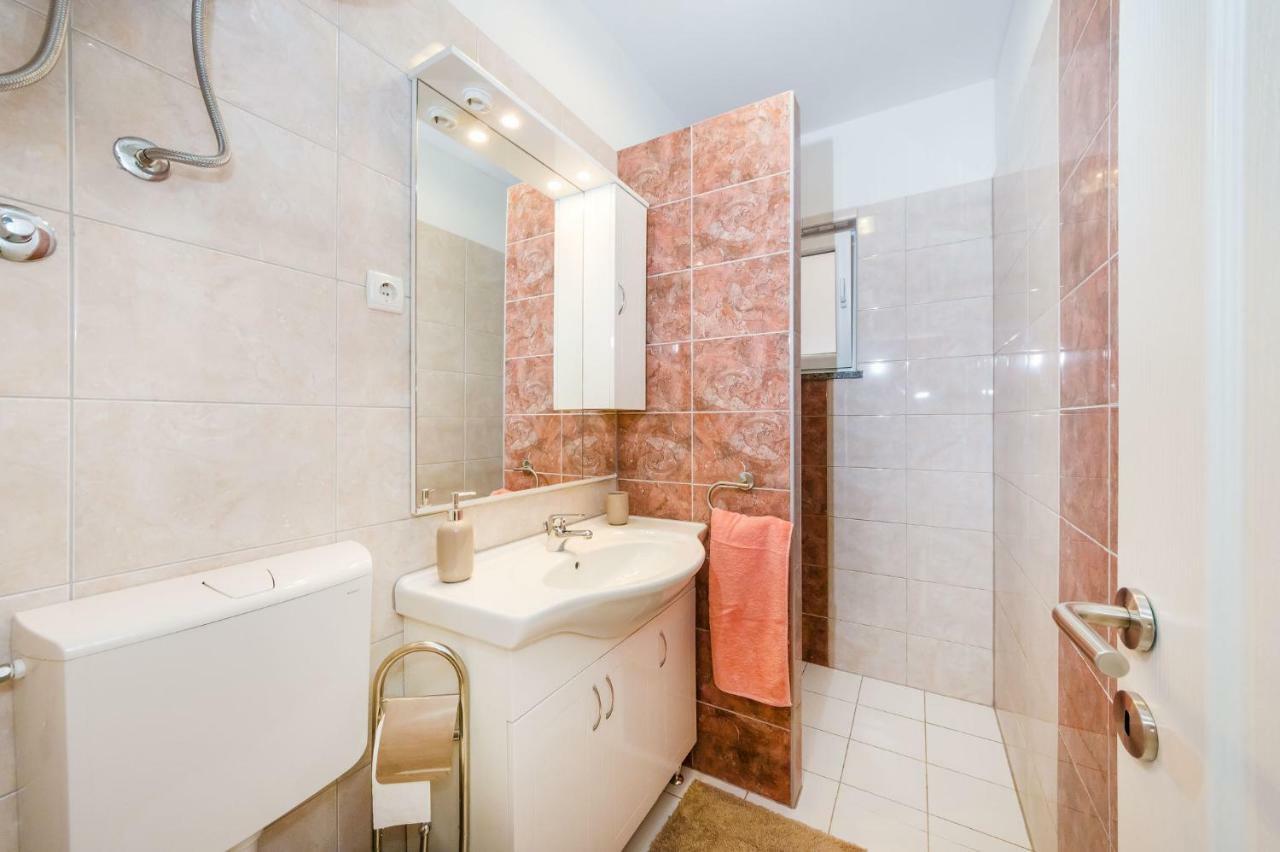 Apartman Nino Novigrad  Eksteriør billede